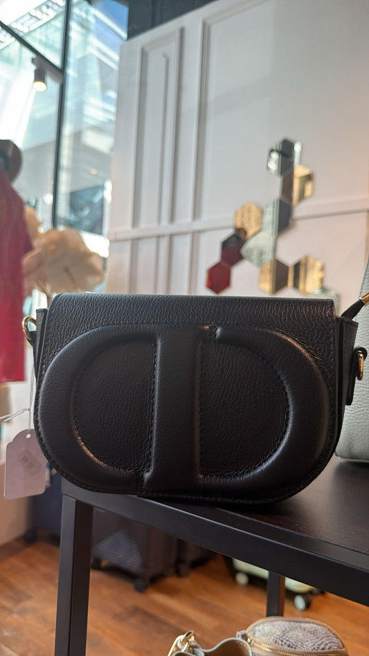 Sac pochette en cuir noir
